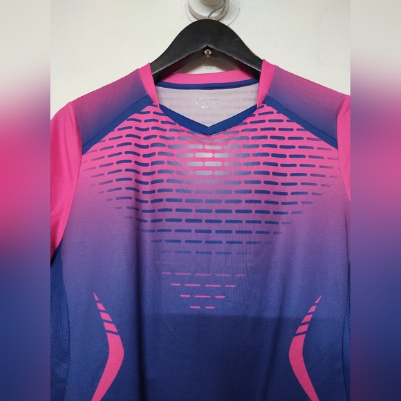 Sports wear Tshirt - Picture 5 of 13